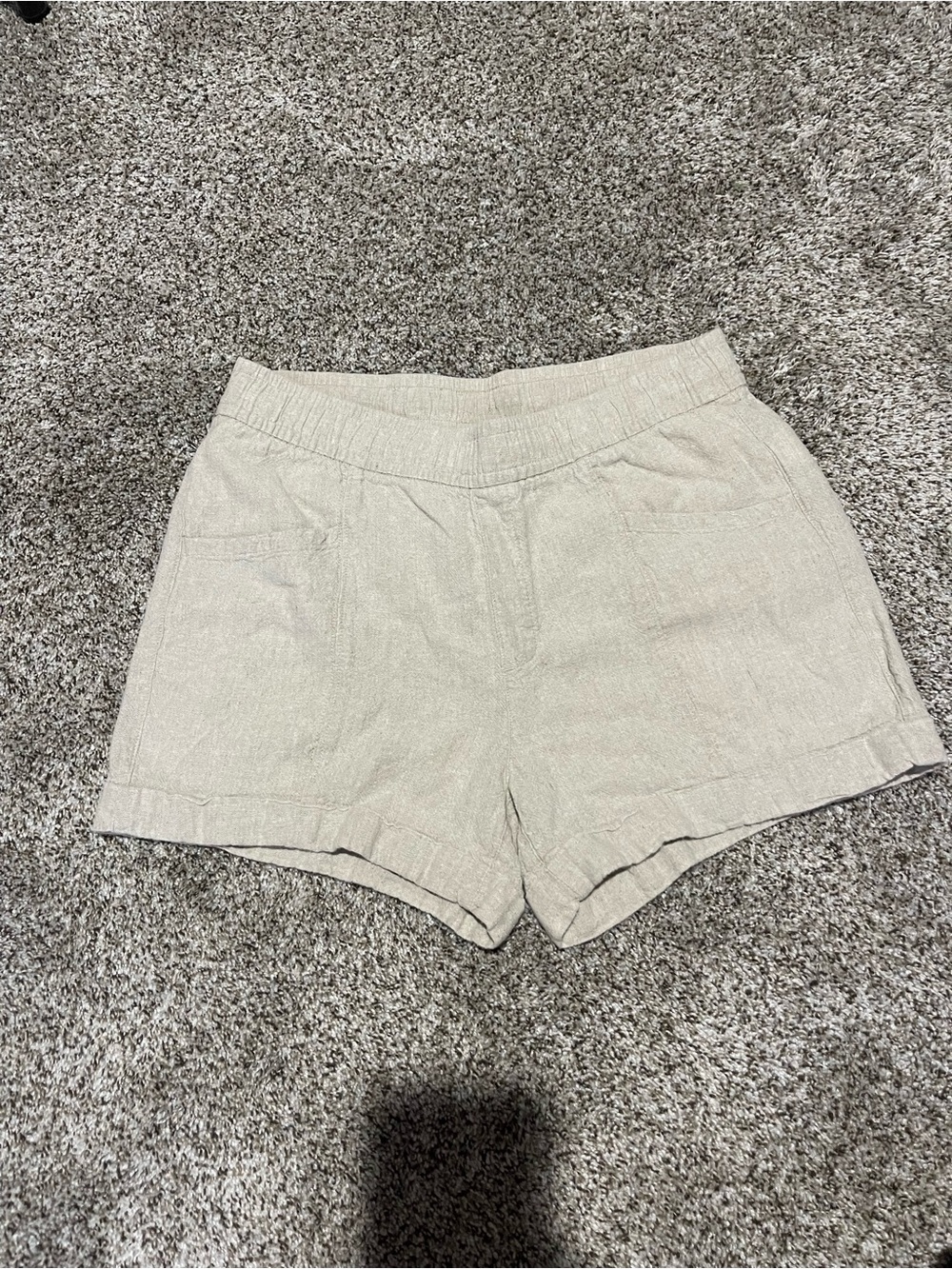 Old Navy Cream Linen-Blend Elastic Waist Shorts